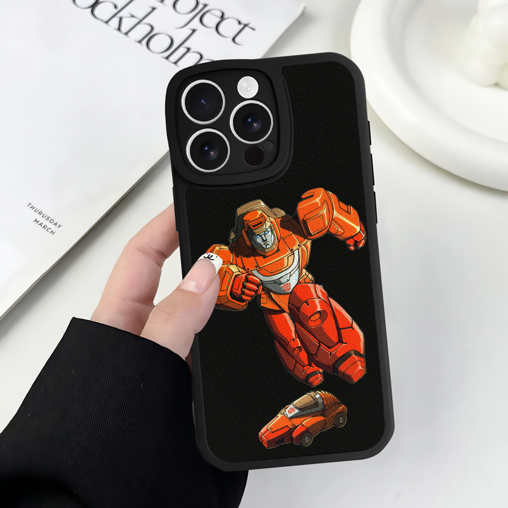 （画像用）  【iPhone 16シリーズ対応】シリコンスマホケース（レザー調） 材質：シリコン